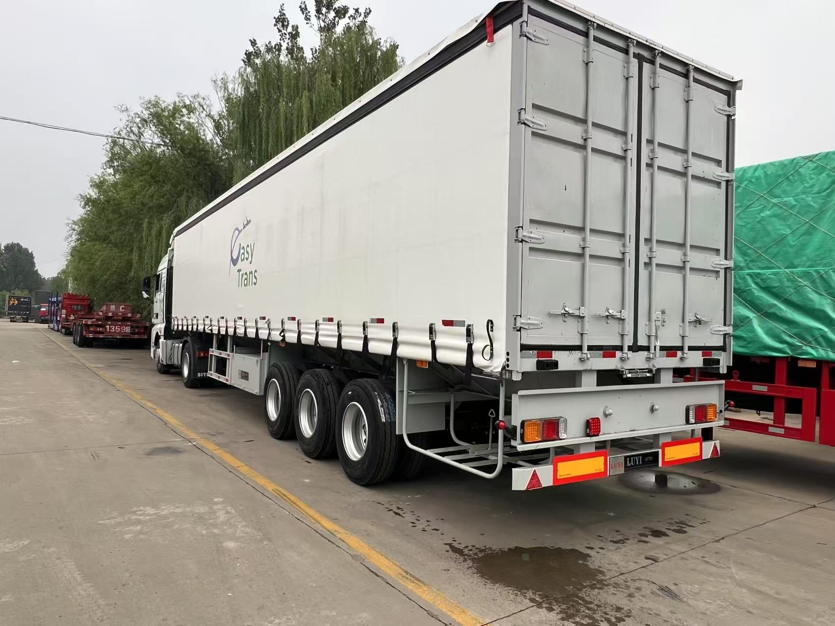 Függönyös pótkocsik: Intelligens megoldás Marokkó fejlődő logisztikájához