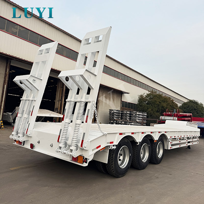 80 tonnás, hattyúnyakú, alacsony ágyású, alacsony ágyas félteherautó utánfutó