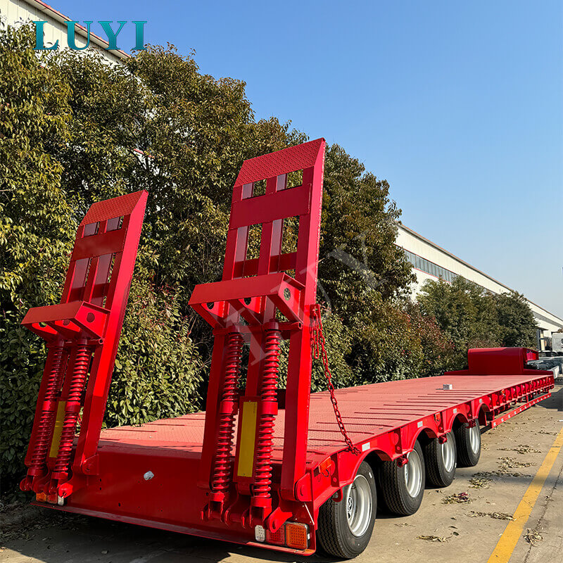 A durva utaktól a megbízható nehézfuvarozásig: Botswana egyedi, 4 tengelyes 40T mélyágyas félpótkocsis sikertörténete