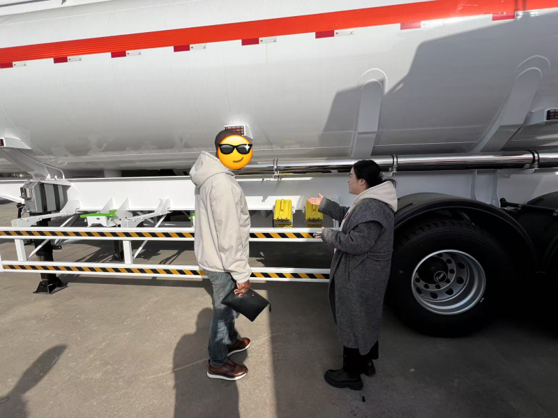 Hogyan segített a Luyi Auto egy mali üzemanyag-elosztó vállalatnak javítani az üzemanyagszállítás biztonságát, kapacitását és megbízhatóságát?