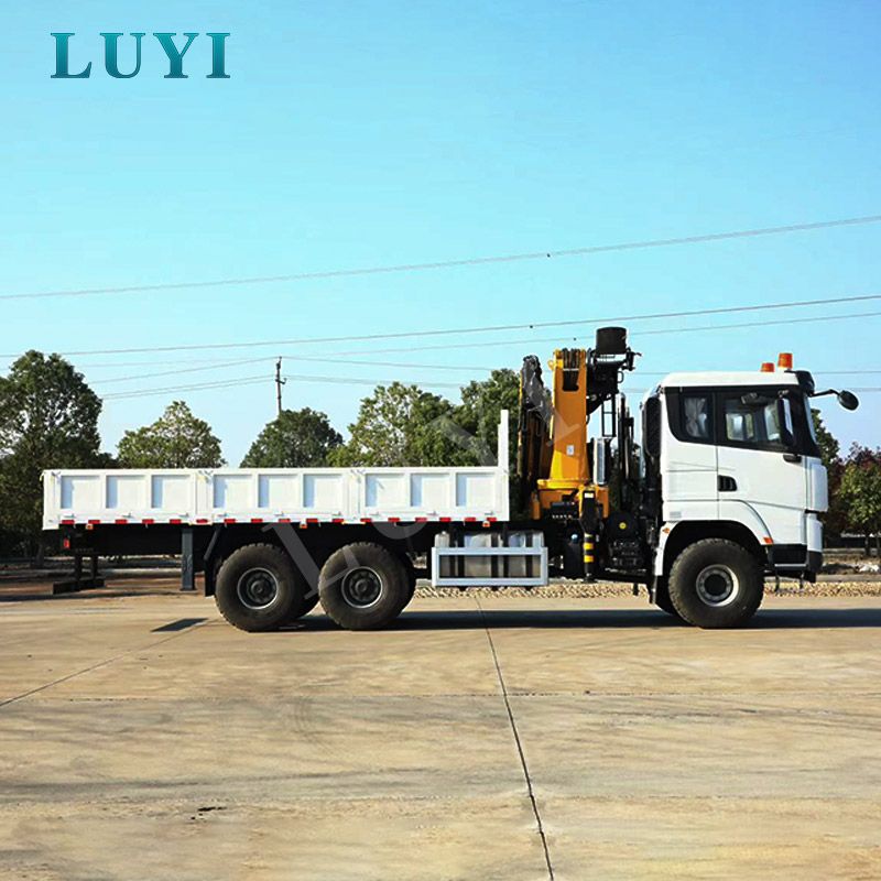 Shacman 4 tengelyes kormányzott csuklós daru teherautó 25 tonnás CE építési tanúsítvány